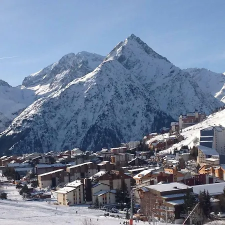 Studio Au Pied Des Montagnes Le Bourg-d'Oisans Exterior photo