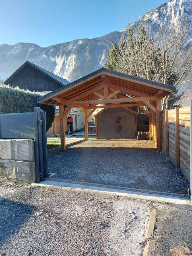 Au Pied Des Montagnes Apartment Le Bourg-d'Oisans